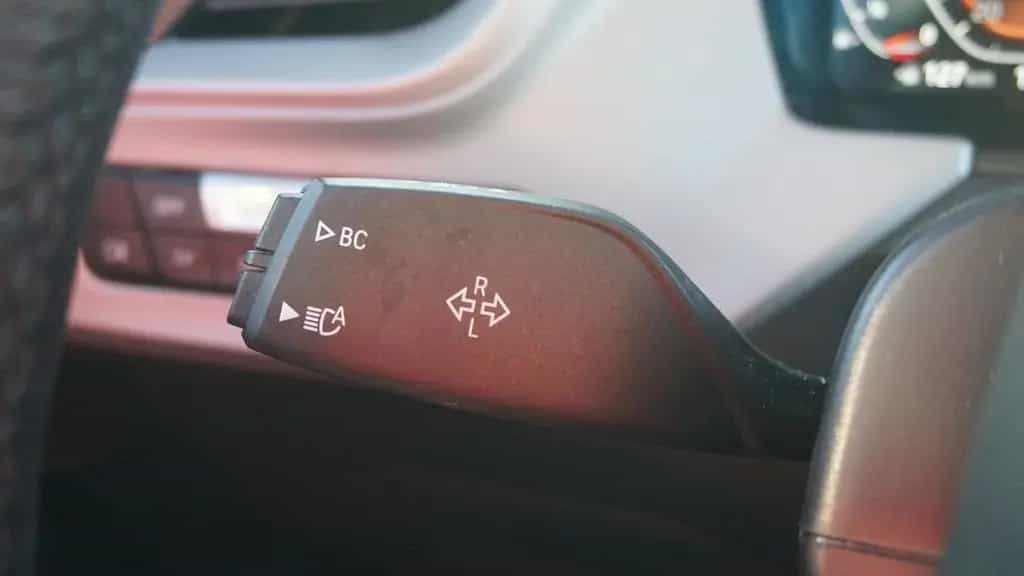 BMW 118 i Advantage LED Navi Digitales Cockpit PDC 07/2022-photo-16