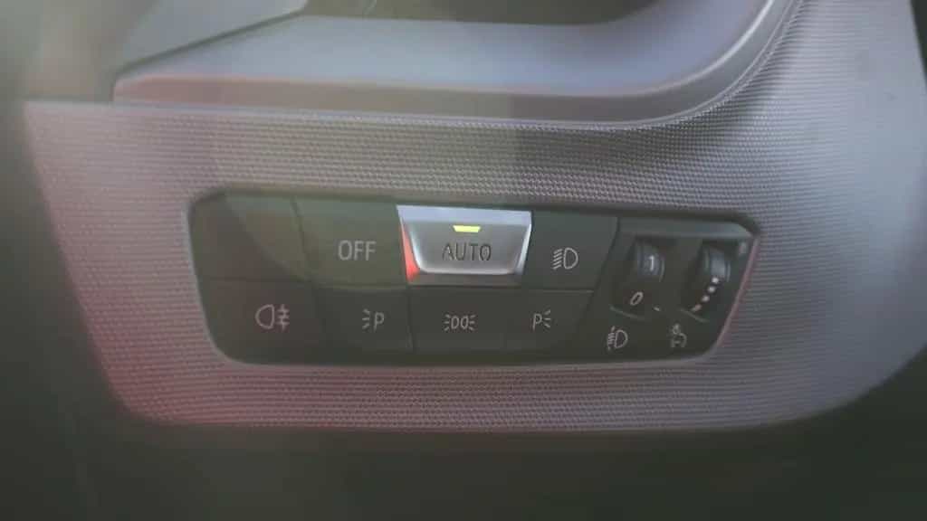 BMW 118 i Advantage LED Navi Digitales Cockpit PDC 07/2022-photo-21