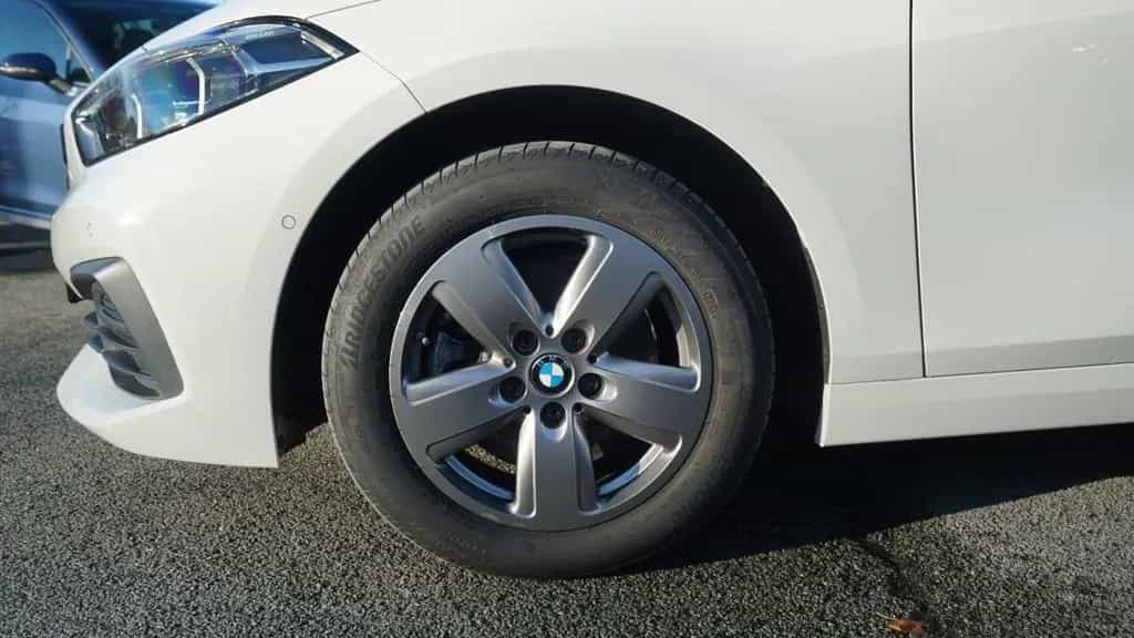 BMW 118 i Advantage LED Navi Digitales Cockpit PDC 07/2022-photo-32