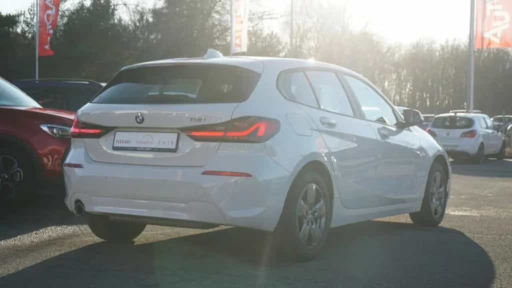 BMW 118 i Advantage LED Navi Digitales Cockpit PDC 07/2022-photo-5