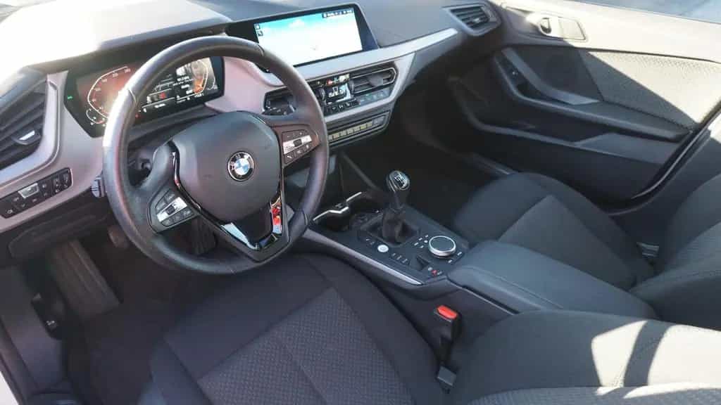 BMW 118 i Advantage LED Navi Digitales Cockpit PDC 07/2022-photo-8