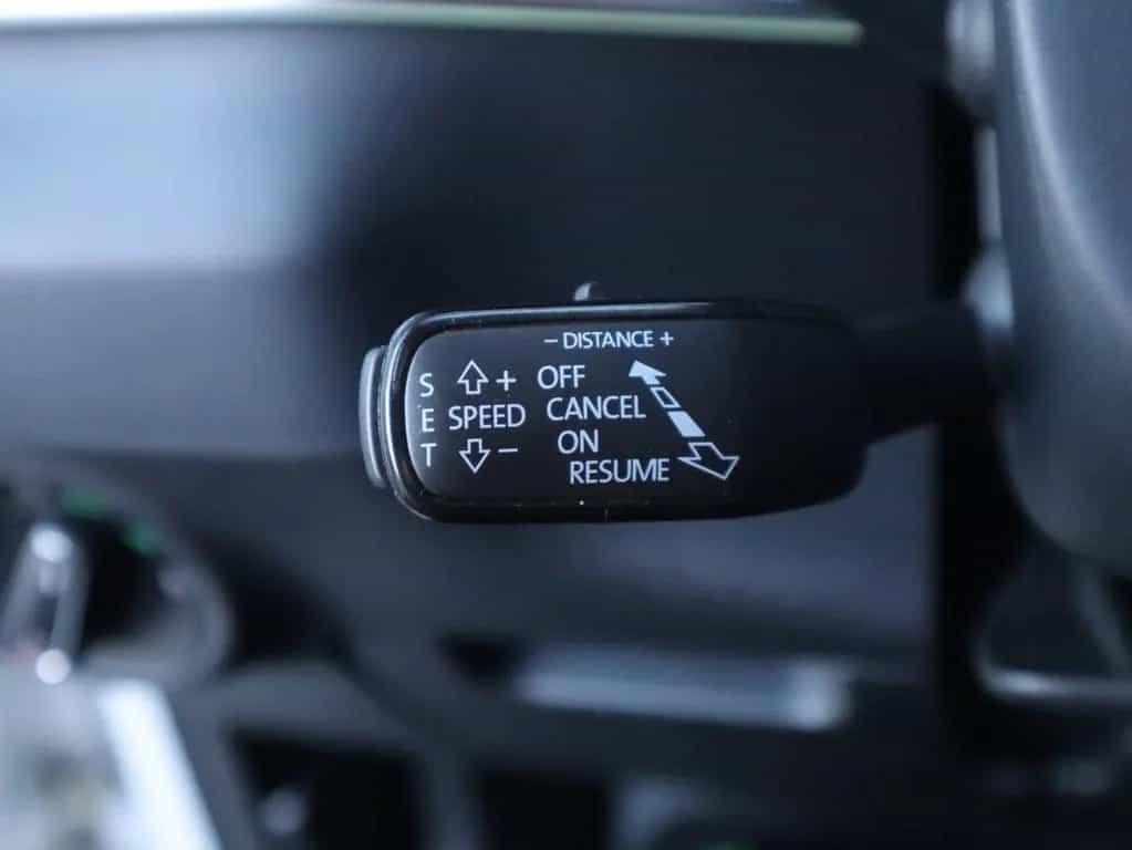 Skoda Karoq 1.5 TSI DSG Style LED Navi Kamera ACC DAB 12/2020-photo-24