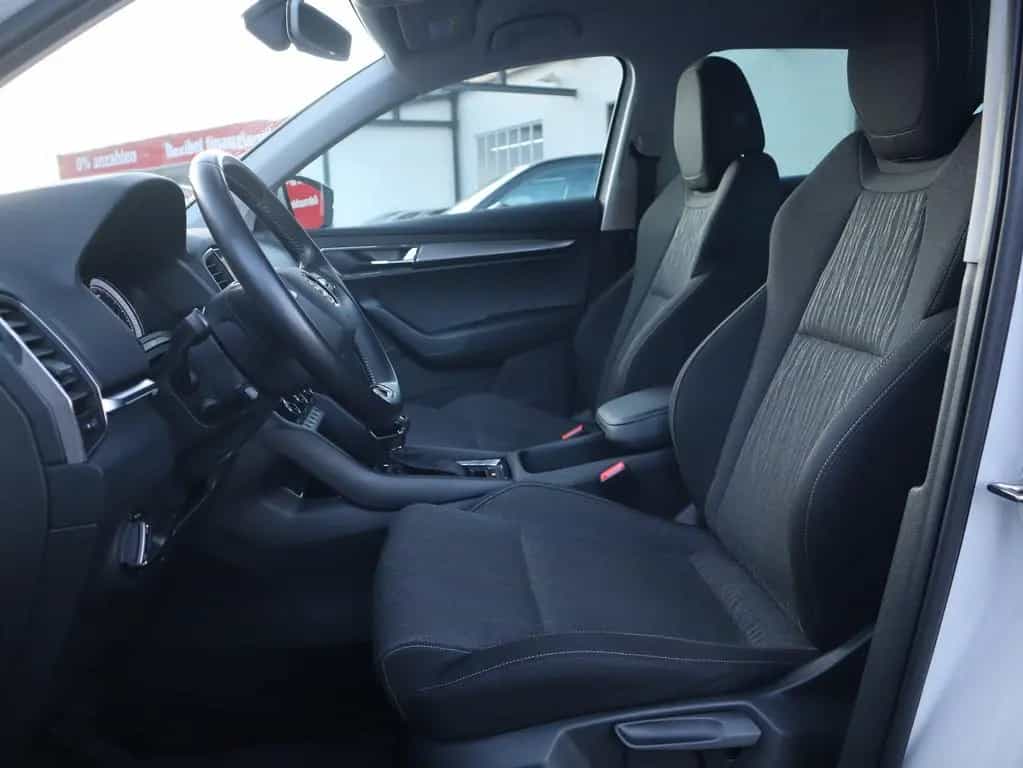 Skoda Karoq 1.5 TSI DSG Style LED Navi Kamera ACC DAB 12/2020-photo-28