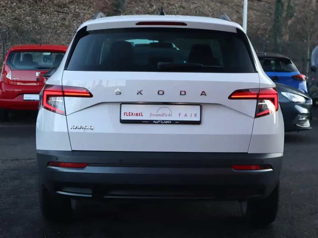 Skoda Karoq 1.5 TSI DSG Style LED Navi Kamera ACC DAB 12/2020-photo-3