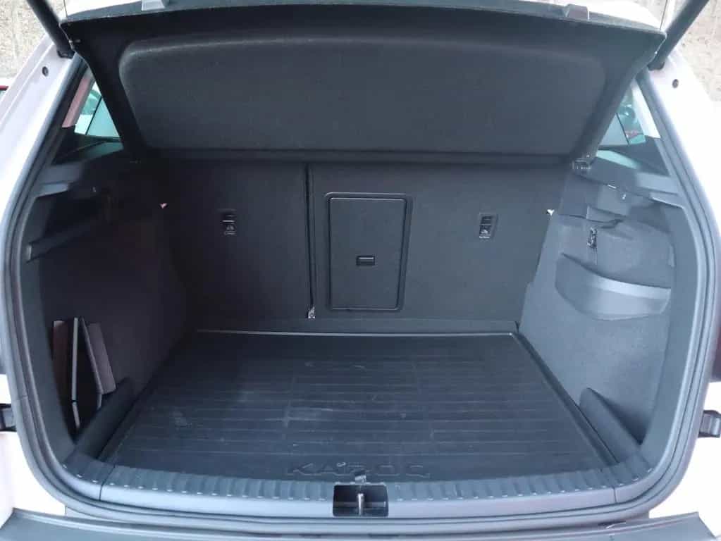 Skoda Karoq 1.5 TSI DSG Style LED Navi Kamera ACC DAB 12/2020-photo-31