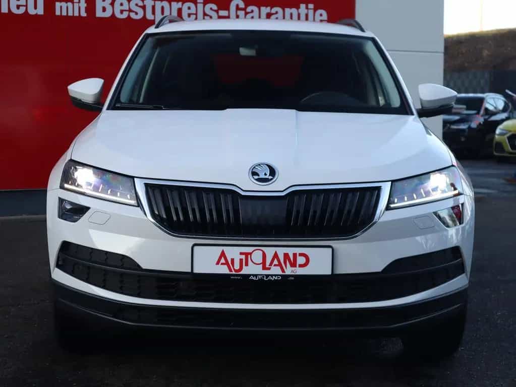 Skoda Karoq 1.5 TSI DSG Style LED Navi Kamera ACC DAB 12/2020-photo-6