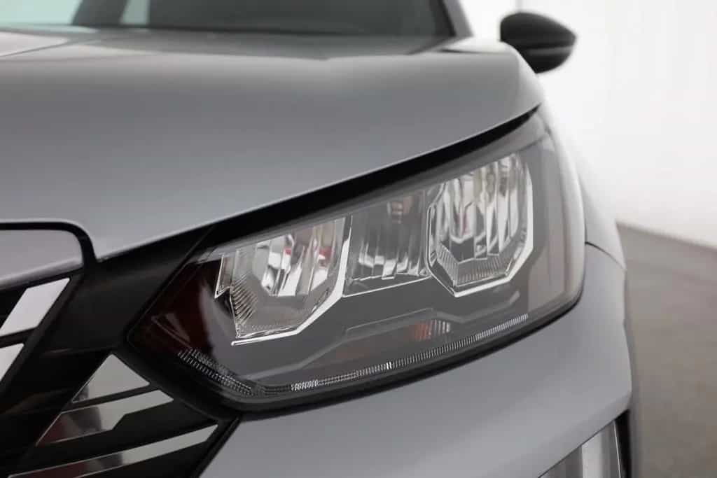 Peugeot 2008 PureTech 100 Allure LED Sitzheizung Tempoma 11/2025-photo-29