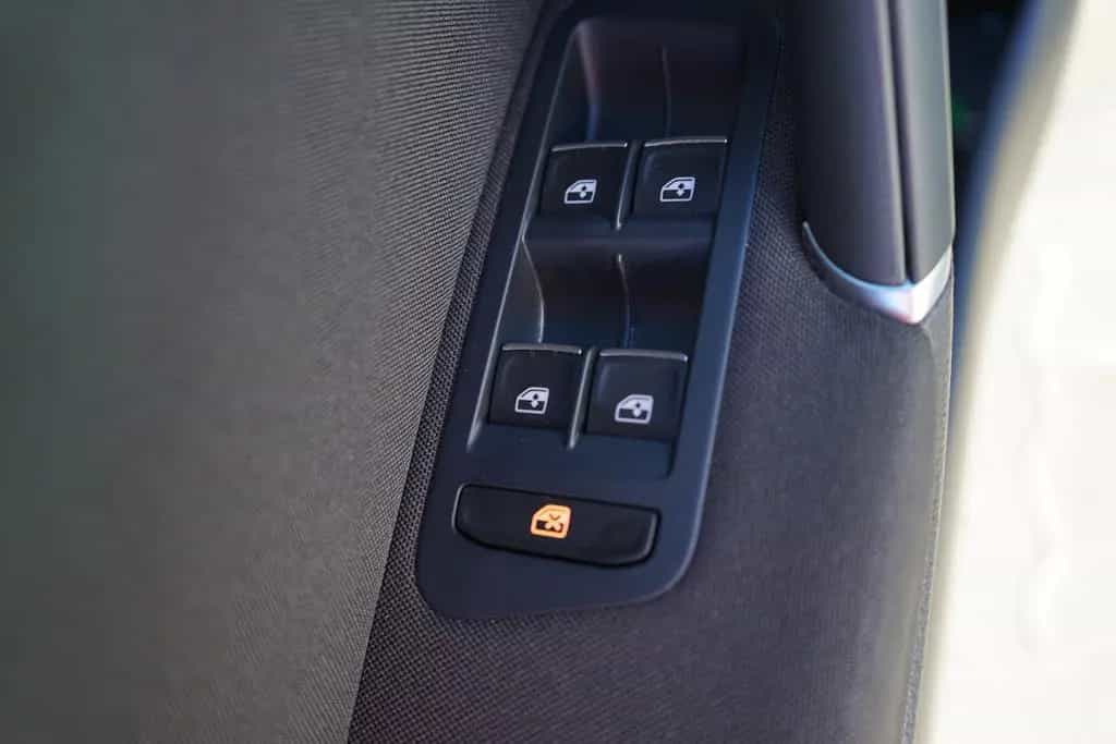 Volkswagen Golf VII 1.5 TSI Highline DSG LED Navi DAB ACC 10/2018-photo-30