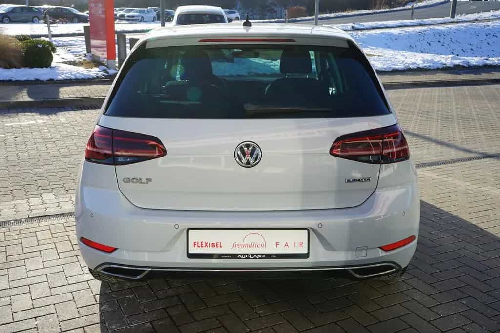 Volkswagen Golf VII 1.5 TSI Highline DSG LED Navi DAB ACC 10/2018-photo-4