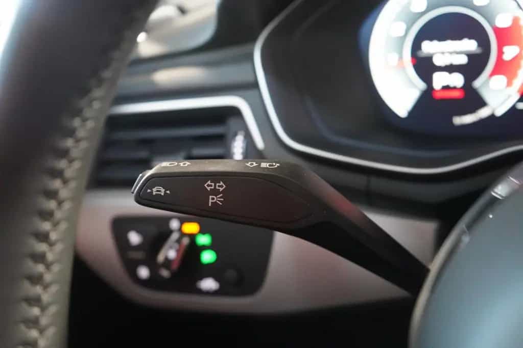 Audi A4 Avant 40 2.0 TFSI S line LED Klimaaut. ACC 03/2020-photo-24