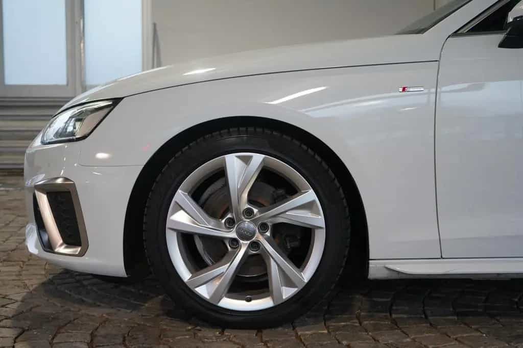 Audi A4 Avant 40 2.0 TFSI S line LED Klimaaut. ACC 03/2020-photo-9