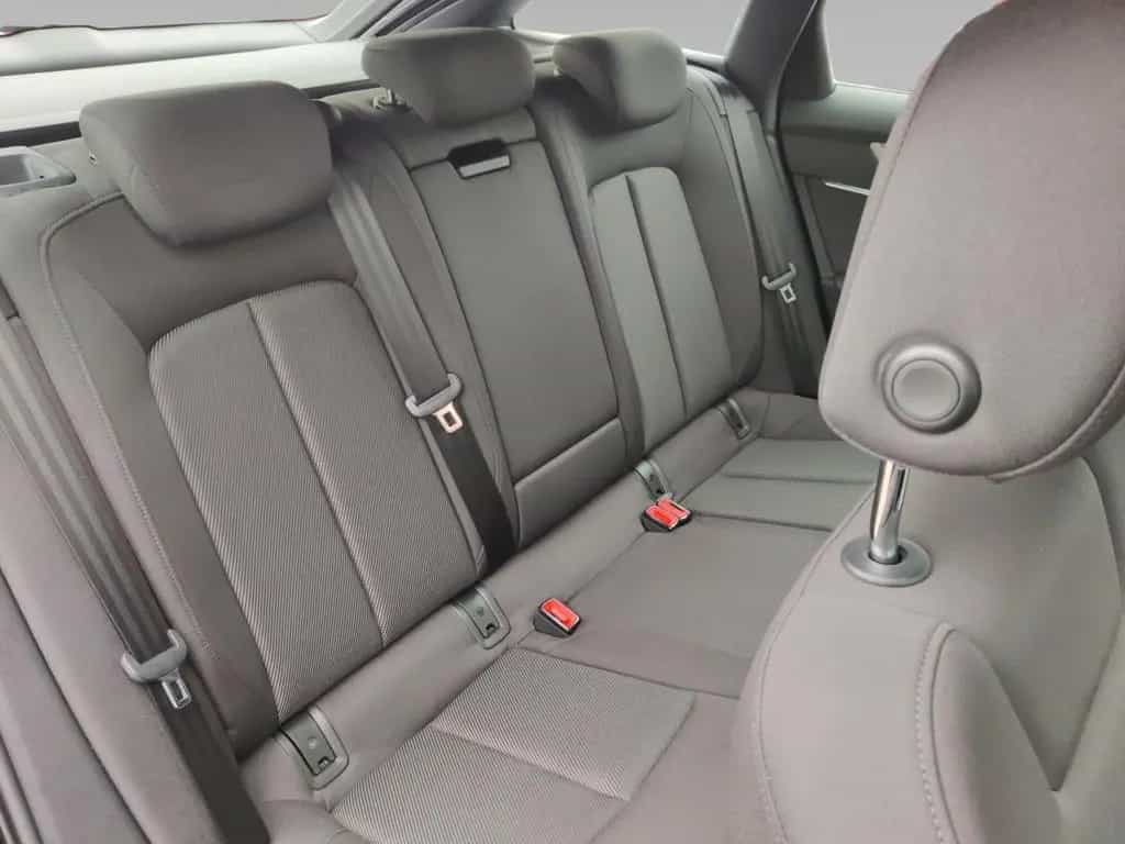 Audi A6 Avant 40 TDI quattro ACC Navi Keyless 07/2020-photo-13