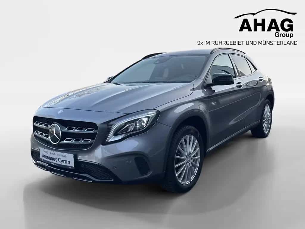 Mercedes-Benz GLA 200 Urban 04/2017-photo-0