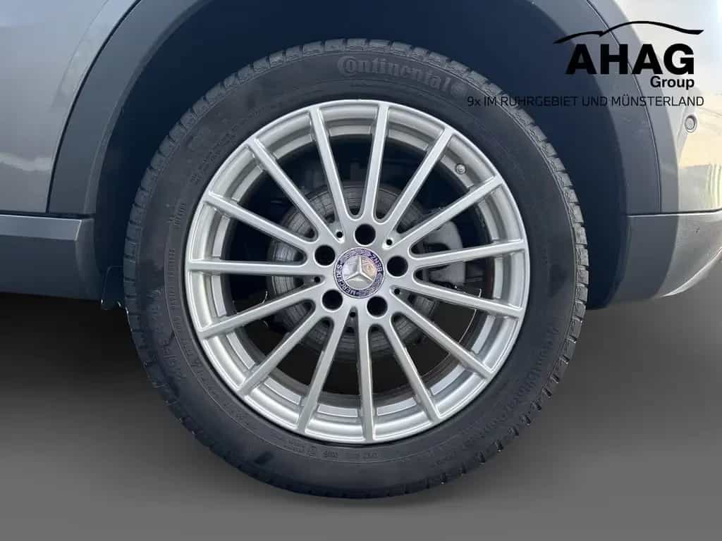 Mercedes-Benz GLA 200 Urban 04/2017-photo-11