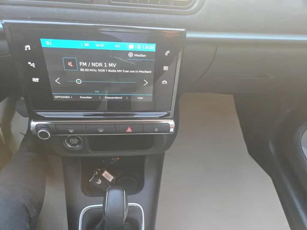 Citroën C3 Elle Online Edition 1.2 12V e-THP / PureTech 11/2023-photo-17