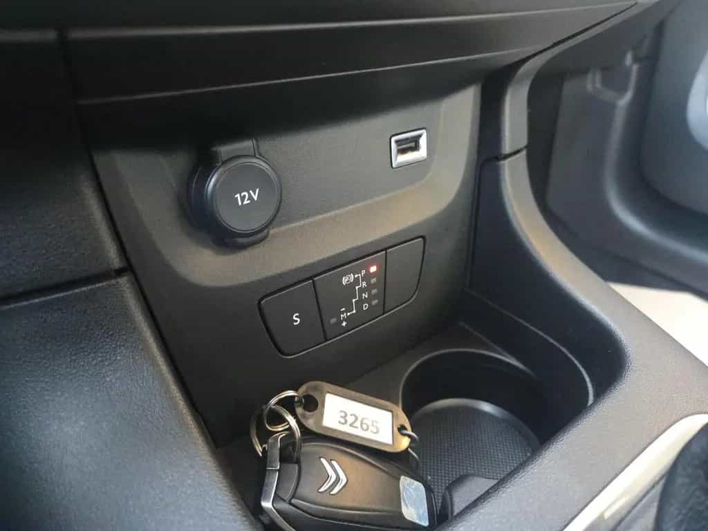Citroën C3 Elle Online Edition 1.2 12V e-THP / PureTech 11/2023-photo-20
