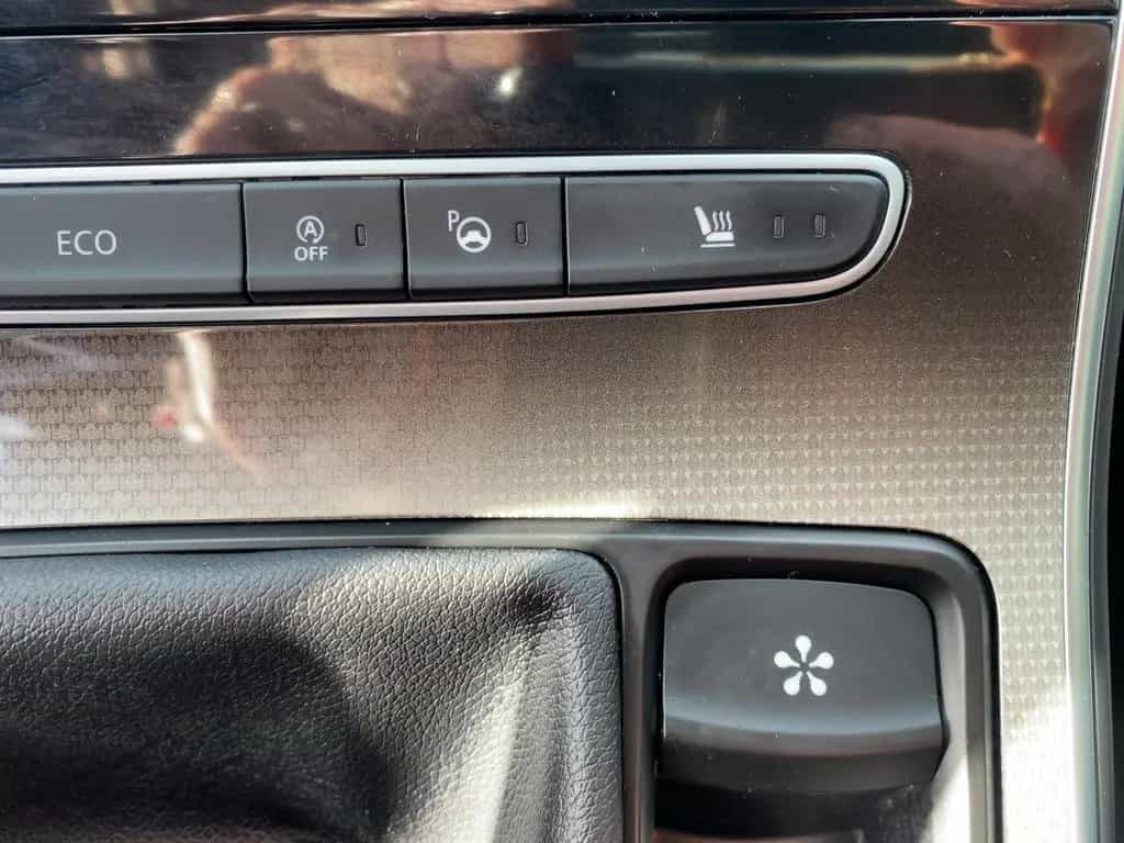 Renault Scenic IV 1.2 TCe 130 Energy Initiale Paris LED 12/2017-photo-19