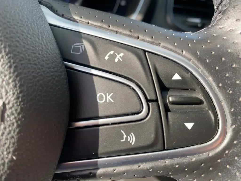 Renault Scenic IV 1.2 TCe 130 Energy Initiale Paris LED 12/2017-photo-21