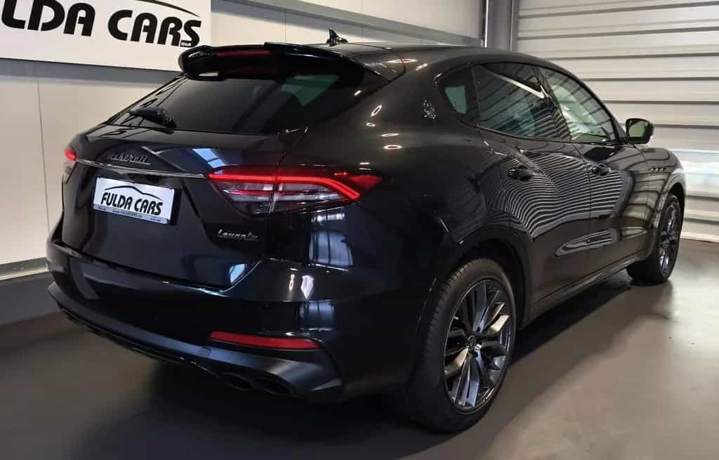 Maserati Levante Q4 GRANSPORT LED LEDER PANOD CAM AHK 20" 12/2020-photo-11