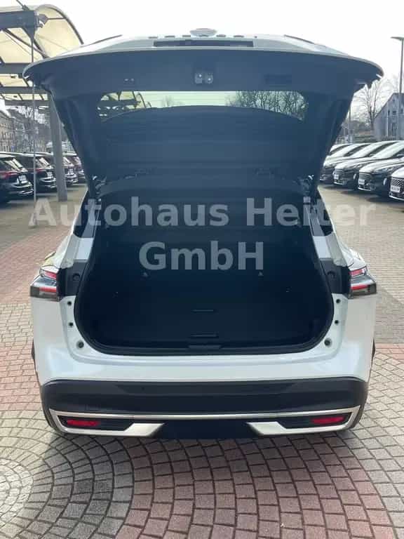 Nissan Qashqai 1.3 MHEV N-Connecta / 360°+HUD 06/2025-photo-11