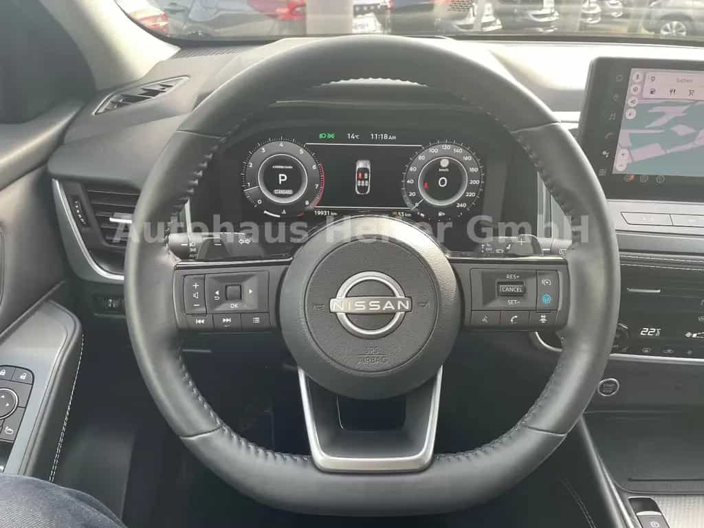 Nissan Qashqai 1.3 MHEV N-Connecta / 360°+HUD 06/2025-photo-18