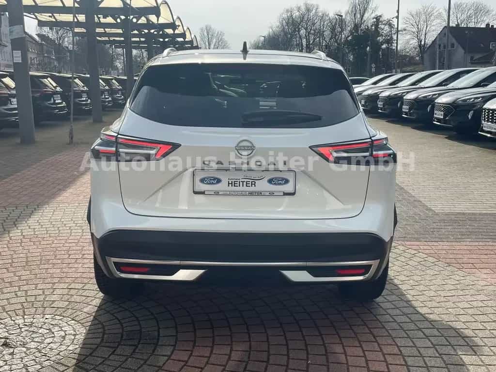 Nissan Qashqai 1.3 MHEV N-Connecta / 360°+HUD 06/2025-photo-4