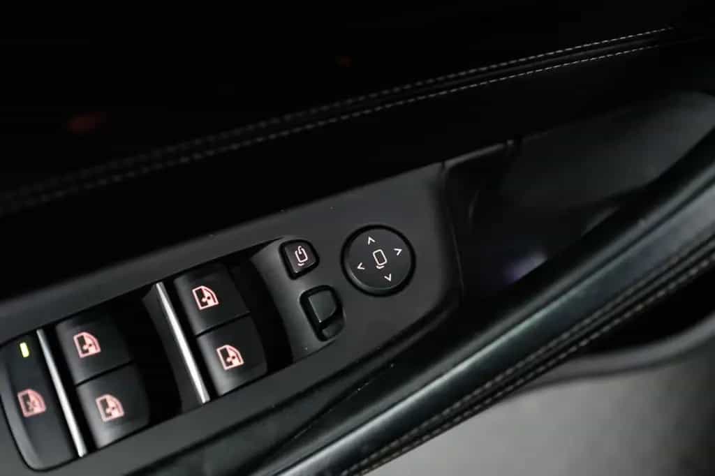 BMW 5 Series 520d xDrive SportLine/SCHIEBEDACH/BUSINESS/HEADU 02/2020-photo-20