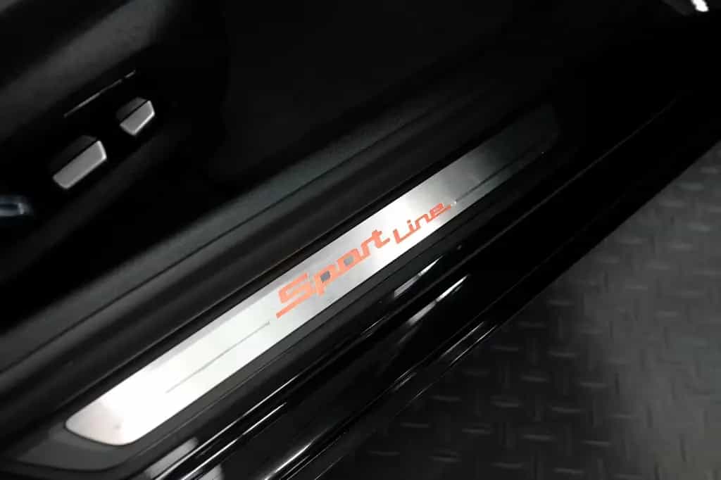 BMW 5 Series 520d xDrive SportLine/SCHIEBEDACH/BUSINESS/HEADU 02/2020-photo-28