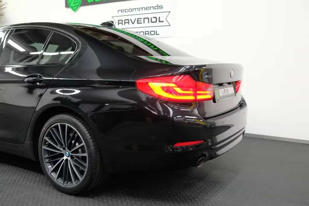 BMW 5 Series 520d xDrive SportLine/SCHIEBEDACH/BUSINESS/HEADU 02/2020-photo-30