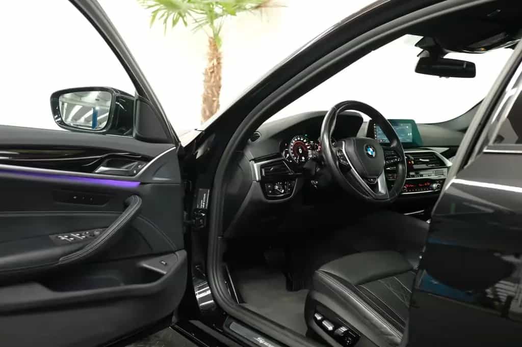BMW 5 Series 520d xDrive SportLine/SCHIEBEDACH/BUSINESS/HEADU 02/2020-photo-9