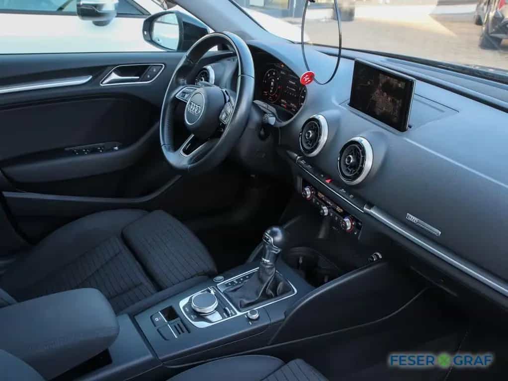 Audi A3 Lim 35 TDI S tronic sport Navi,Xenon,Sportsit 07/2020-photo-4