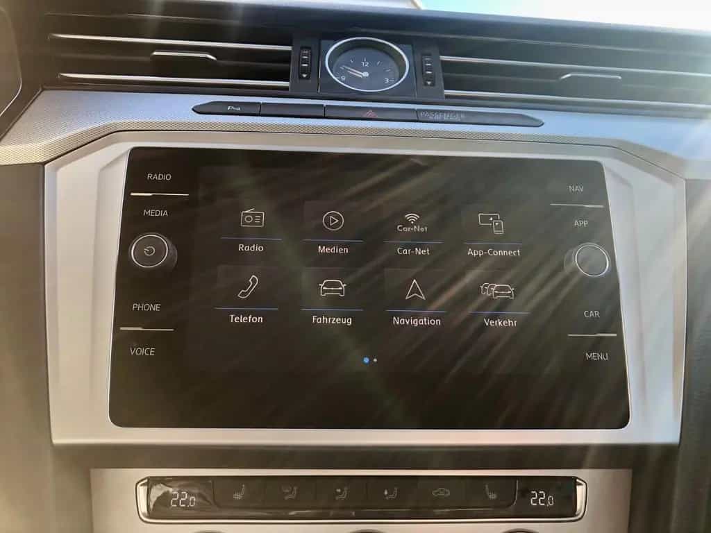 Volkswagen Passat Variant Comfortline/Sitzhz/ACC/Navi/LED 04/2018-photo-16