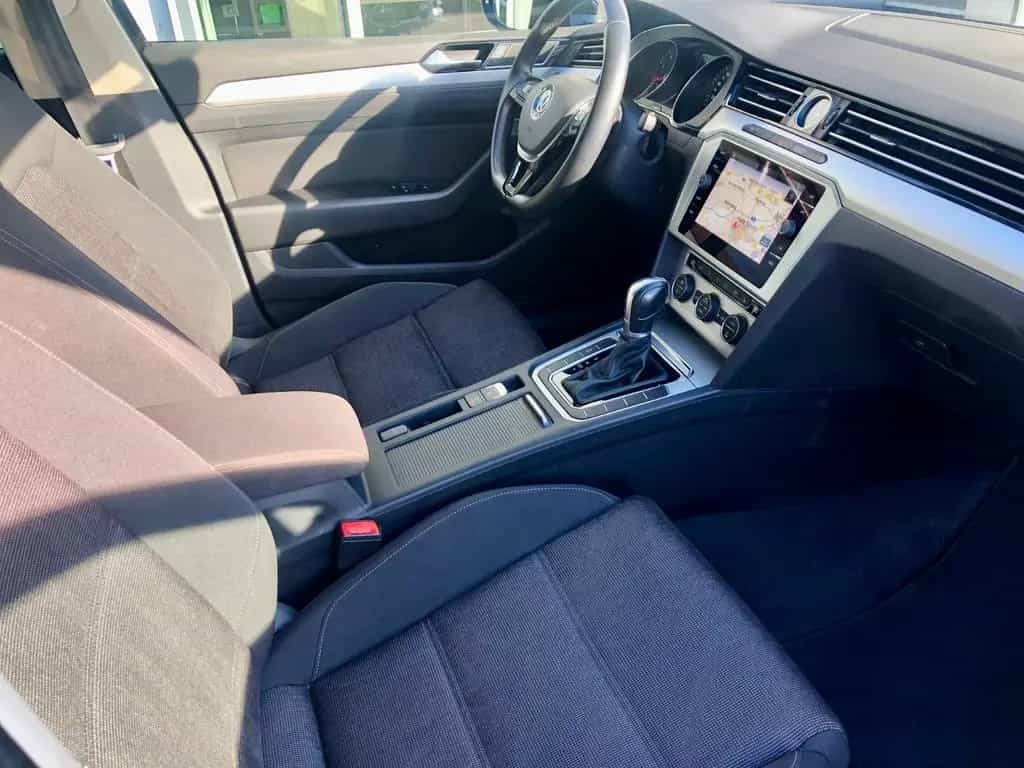 Volkswagen Passat Variant Comfortline/Sitzhz/ACC/Navi/LED 04/2018-photo-9