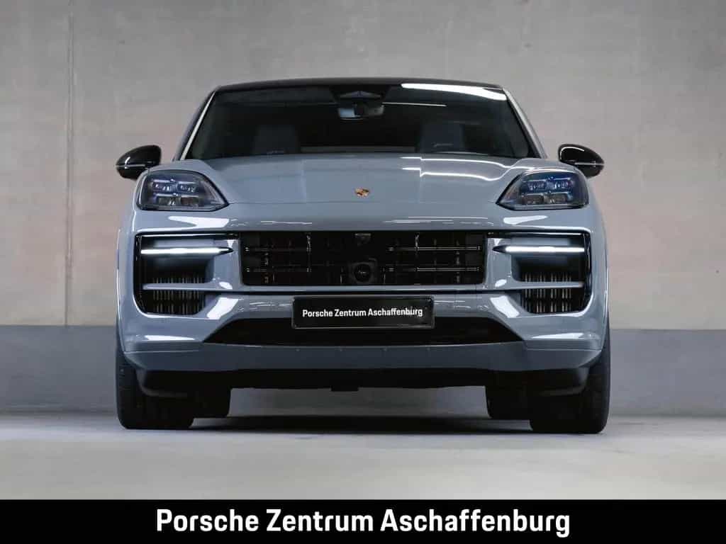 Porsche Cayenne GTS Coupé Sport Design Paket null-photo-3