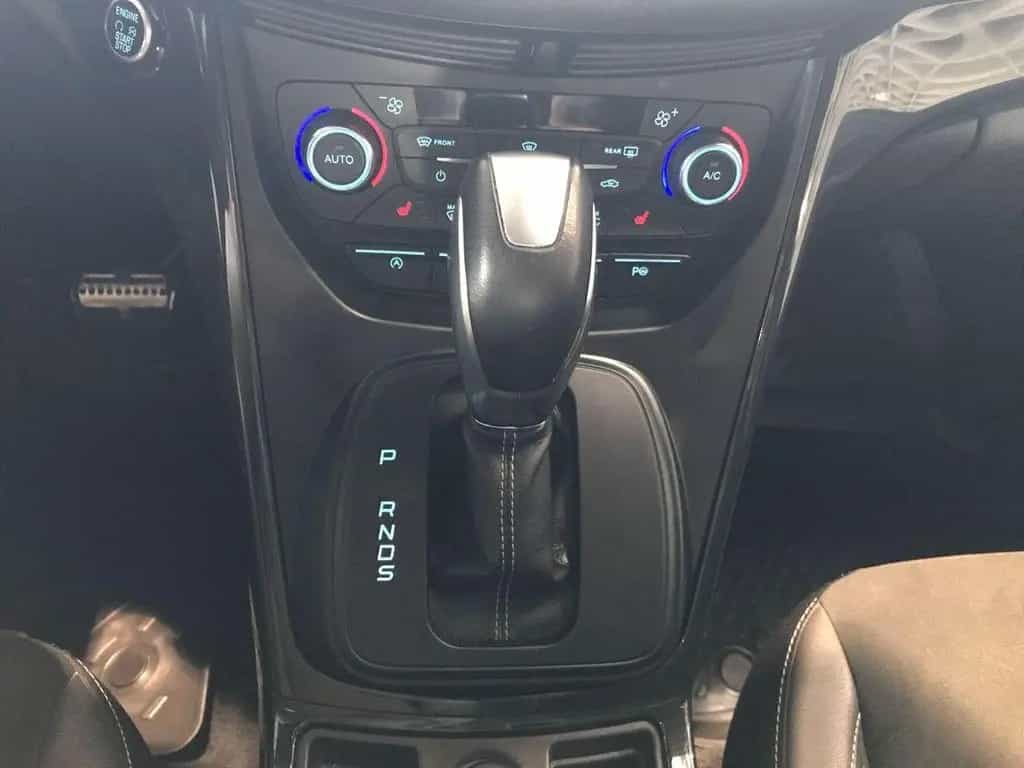 Ford Kuga ST-Line 1.5 EcoBoost / Pano-Dach/Kamera/19" 05/2019-photo-21