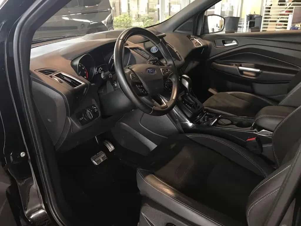Ford Kuga ST-Line 1.5 EcoBoost / Pano-Dach/Kamera/19" 05/2019-photo-7