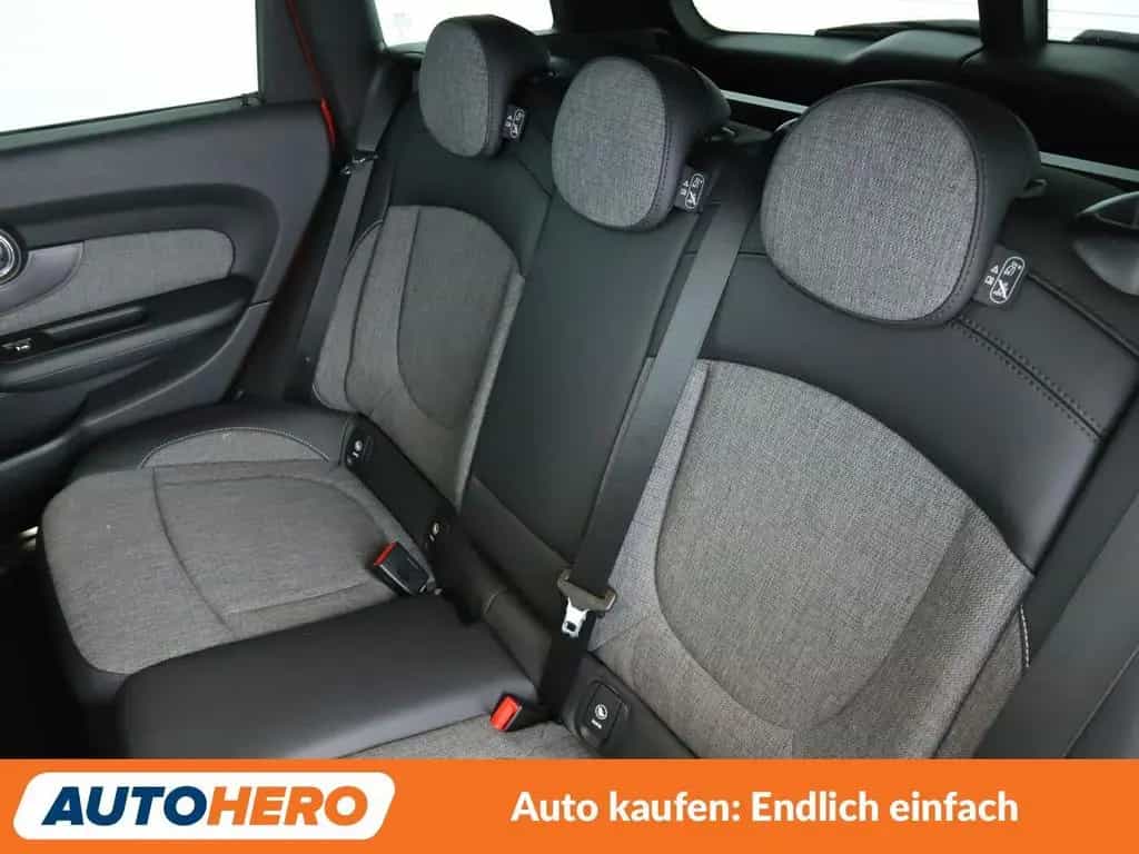 MINI One Clubman Clubman One*TEMPO*PDC*SHZ*LIM*ALU*KLIMA* 11/2019-photo-13