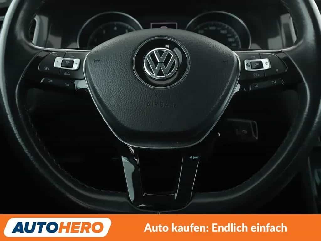 Volkswagen Golf VII 1.4 TSI Comfortline BM*NAVI*ACC*CAM*PDC 08/2017-photo-18