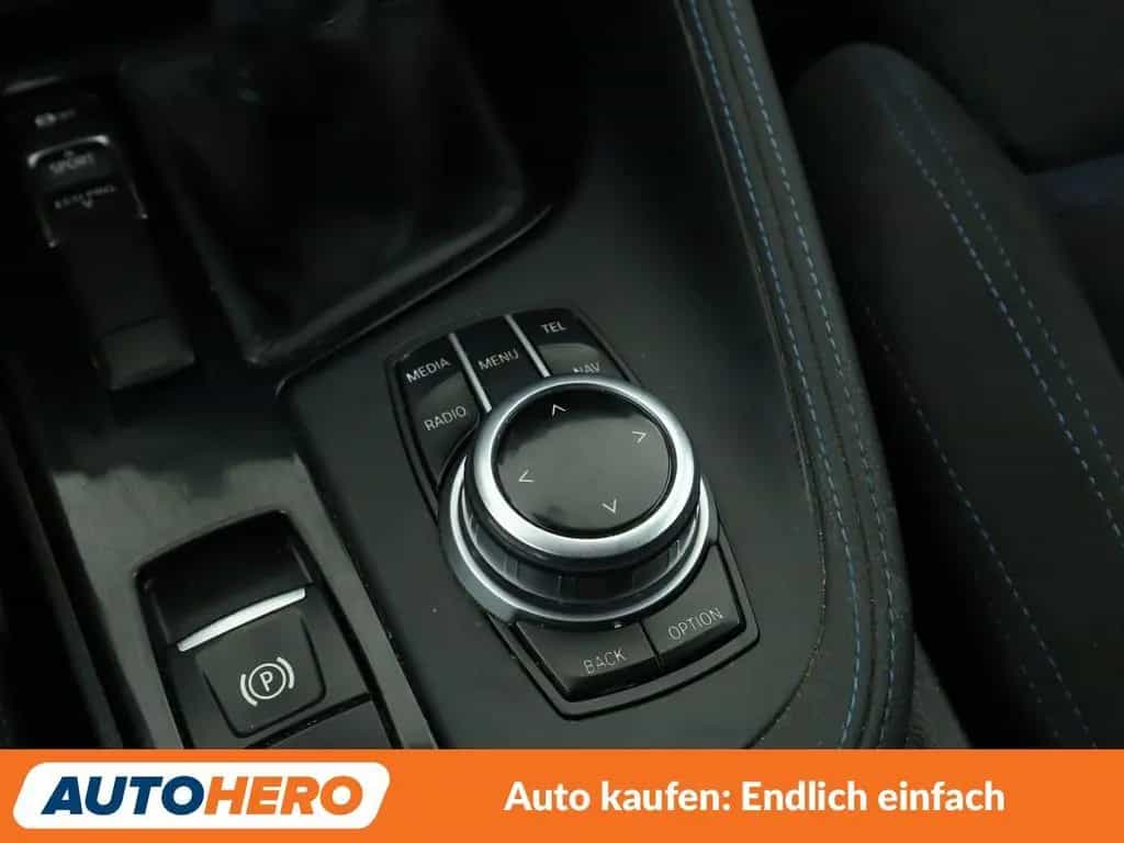 BMW X1 sDrive 18i M Sport*NAVI*TEMPO*PDC*SHZ* 05/2017-photo-24