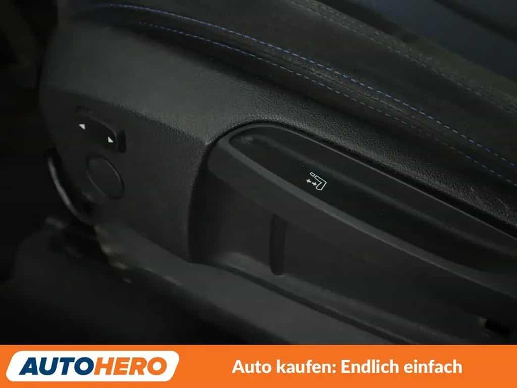 BMW X1 sDrive 18i M Sport*NAVI*TEMPO*PDC*SHZ* 05/2017-photo-28