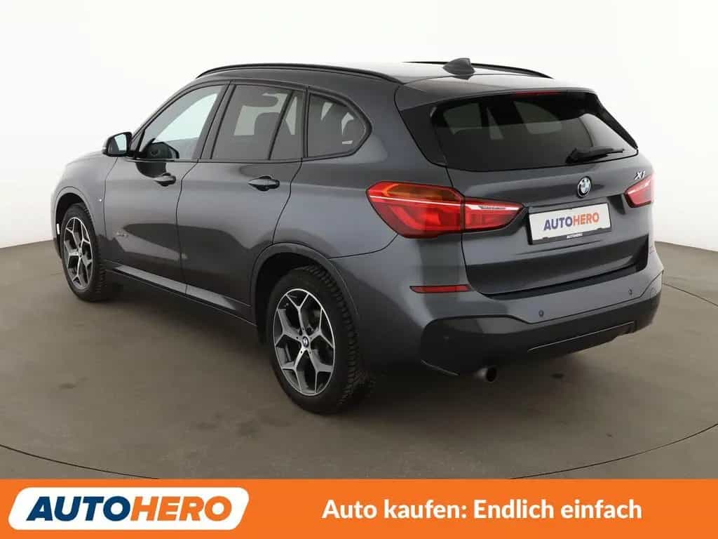 BMW X1 sDrive 18i M Sport*NAVI*TEMPO*PDC*SHZ* 05/2017-photo-3