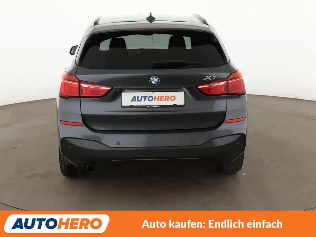 BMW X1 sDrive 18i M Sport*NAVI*TEMPO*PDC*SHZ* 05/2017-photo-4