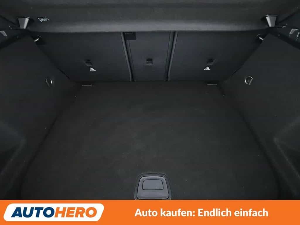Mercedes-Benz A-Class 180 Progressive Aut.*NAV*LED*TEMPO* 07/2020-photo-17