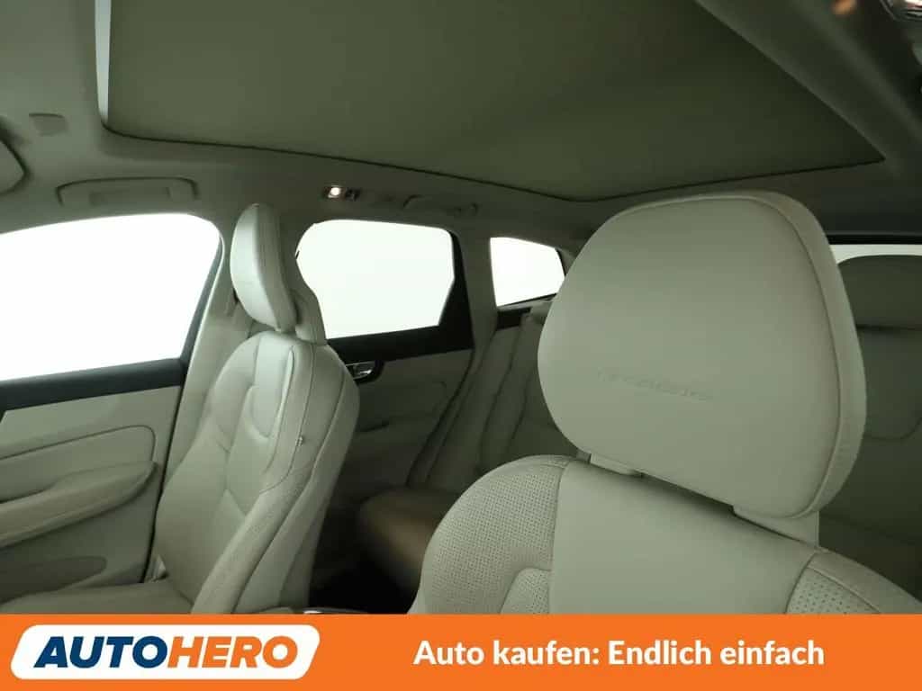 Volvo XC60 2.0 T5 Inscription AWD Aut.*NAVI*HEAD-UP* 11/2017-photo-23