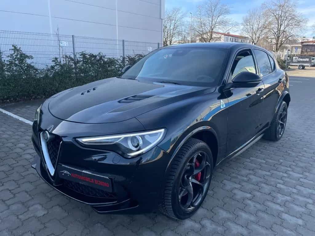 Alfa Romeo Stelvio Quadrifoglio Q4 Navi*Kam*H.Kardon*LED* 11/2018-photo-0