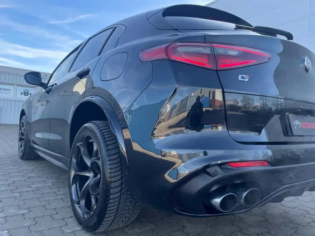 Alfa Romeo Stelvio Quadrifoglio Q4 Navi*Kam*H.Kardon*LED* 11/2018-photo-1
