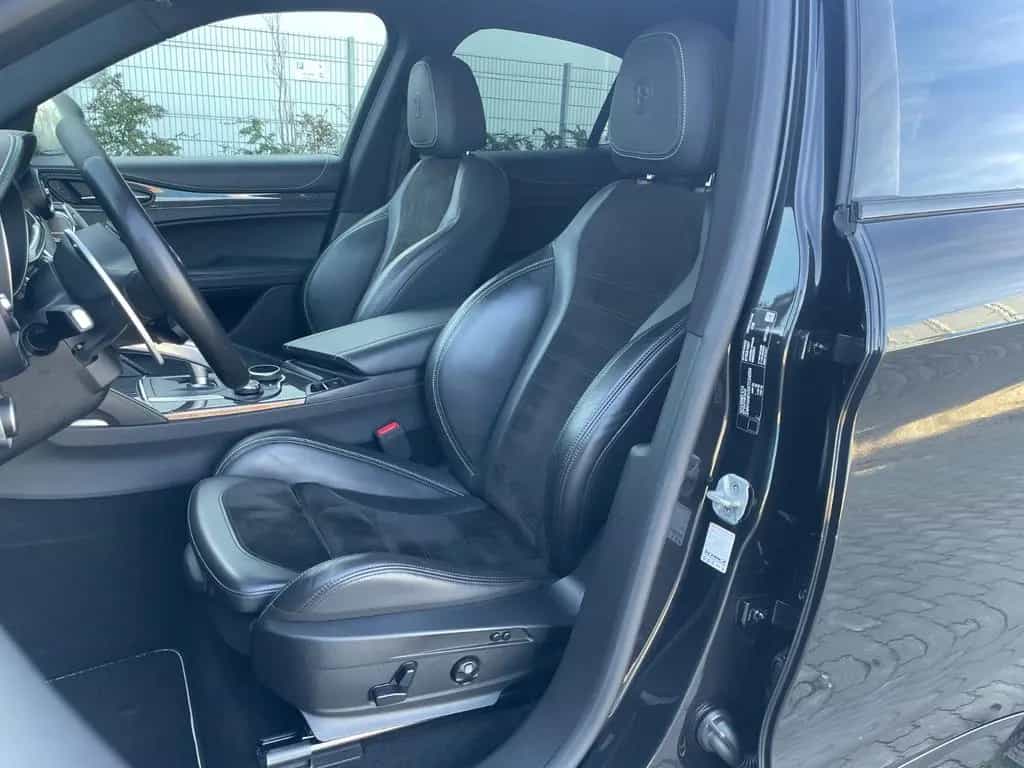 Alfa Romeo Stelvio Quadrifoglio Q4 Navi*Kam*H.Kardon*LED* 11/2018-photo-23