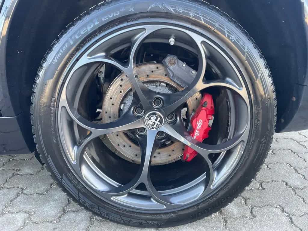 Alfa Romeo Stelvio Quadrifoglio Q4 Navi*Kam*H.Kardon*LED* 11/2018-photo-31