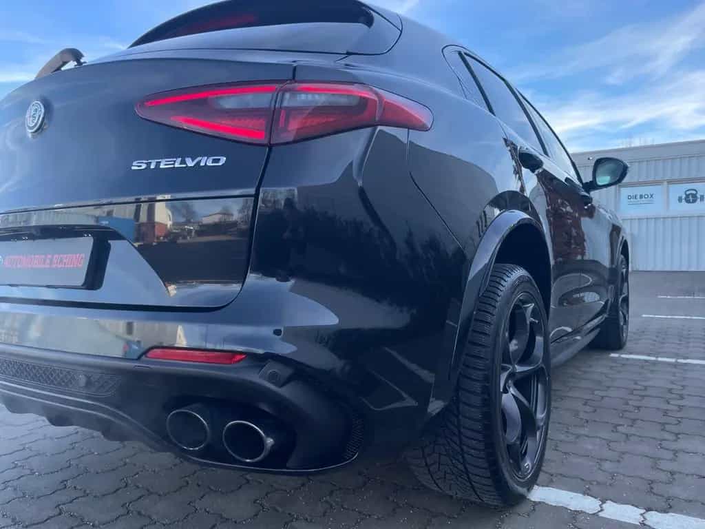 Alfa Romeo Stelvio Quadrifoglio Q4 Navi*Kam*H.Kardon*LED* 11/2018-photo-4
