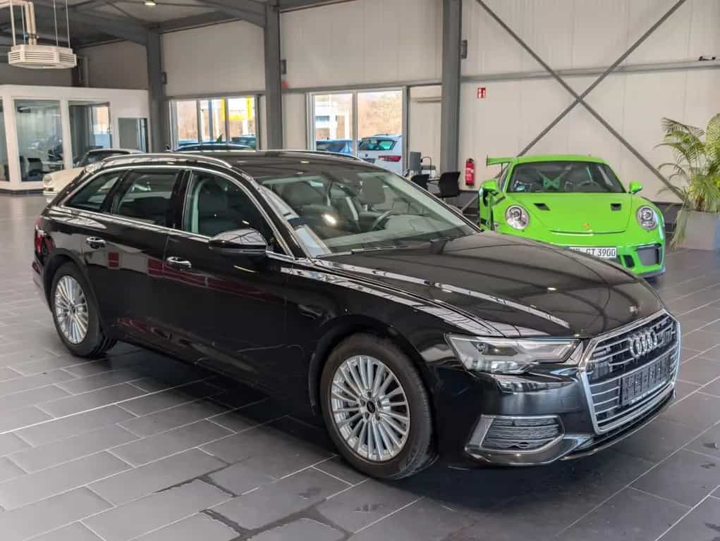 Audi A6 Avant 45 TFSI quattro S tronic design 8-fach 01/2023-photo-4